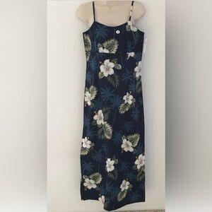 NWOT Hawaiian navy blue dress with hibiscus flowers